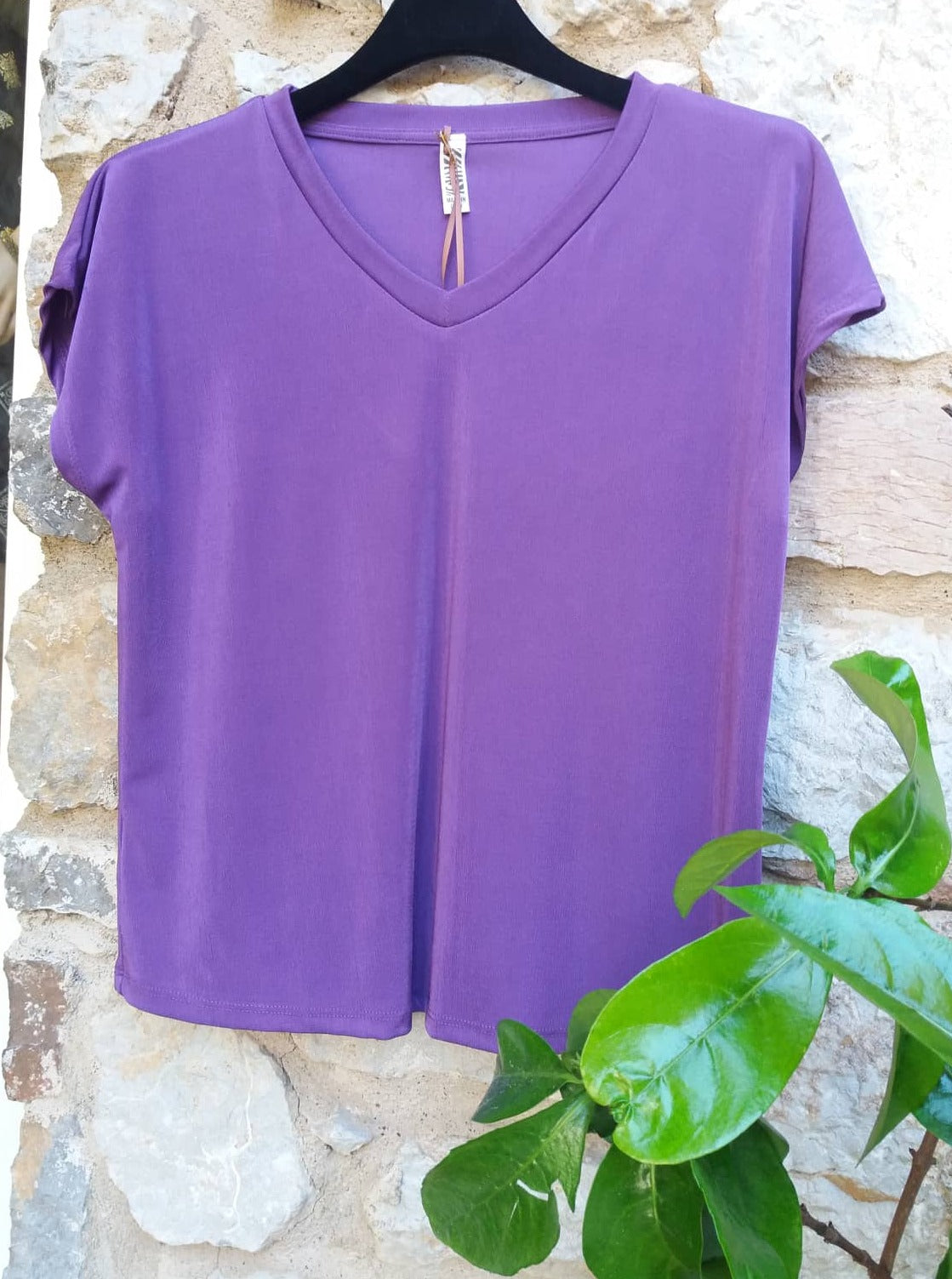 Blouse with short sleeves