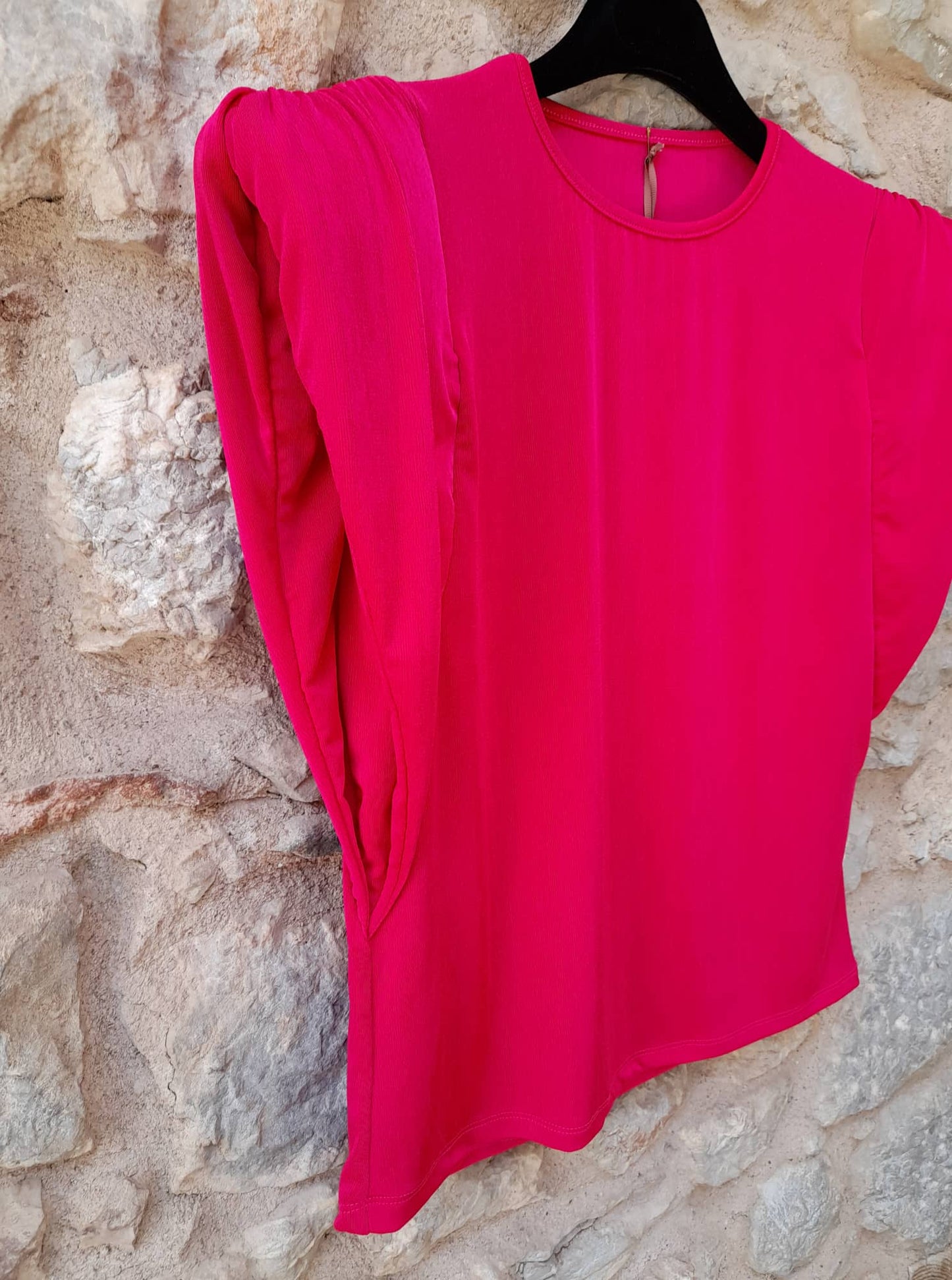 Top with shoulder pads