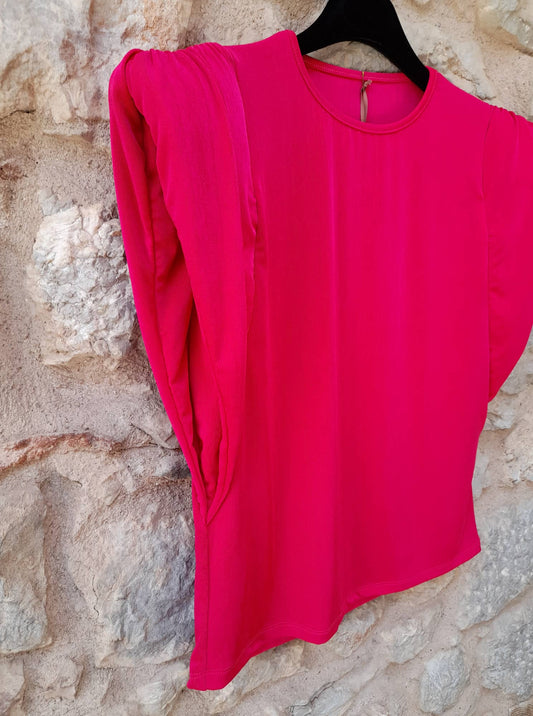 Μπλούζα σούρα στο μανίκι και βάτες